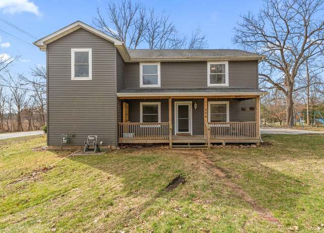 Property at 206 S 500 W, Valparaiso, IN 46385, 5 beds, 2.5 baths