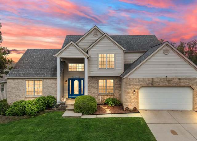 Property at 260 Moncrief Dr, Valparaiso, IN 46385, 4 beds, 3.5 baths
