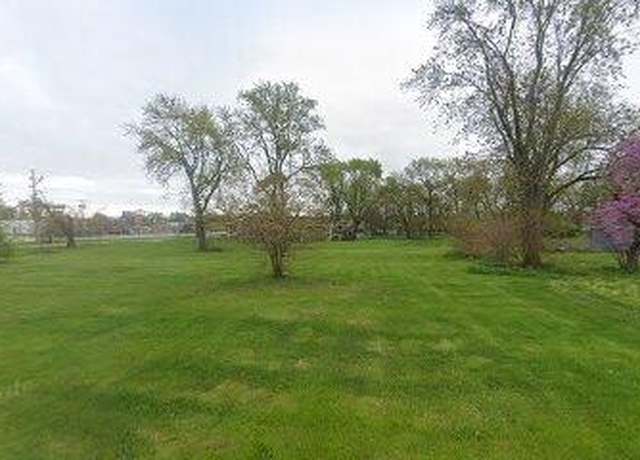 Property at 7900 W Taft St, Merrillville, IN 46410