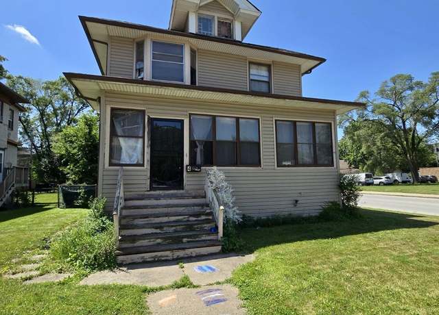 Property at 4 Warren St, Hammond, IN 46320, 4 beds, 1 bath