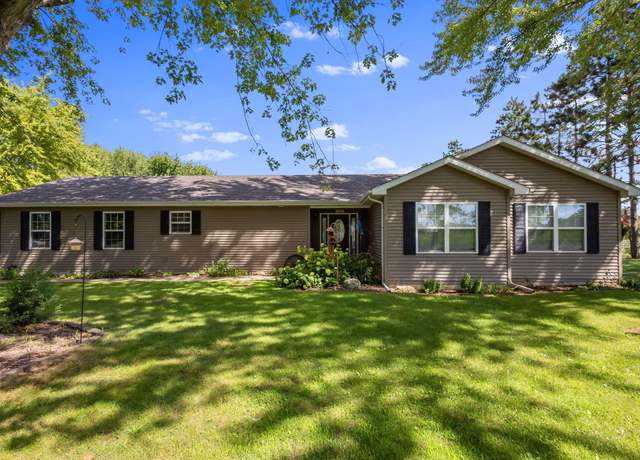 Property at 403 S 350 W, Valparaiso, IN 46385, 3 beds, 2.5 baths