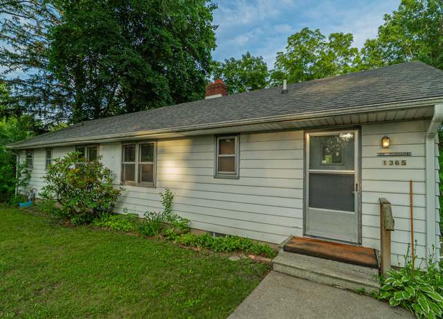 Property at 1365 Federal Ave, La Porte, IN 46350, 3 beds, 2 baths