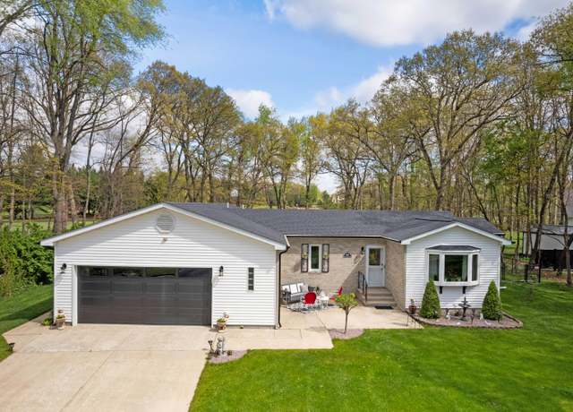 Property at 5870 W 1000 N, Demotte, IN 46310, 3 beds, 3 baths