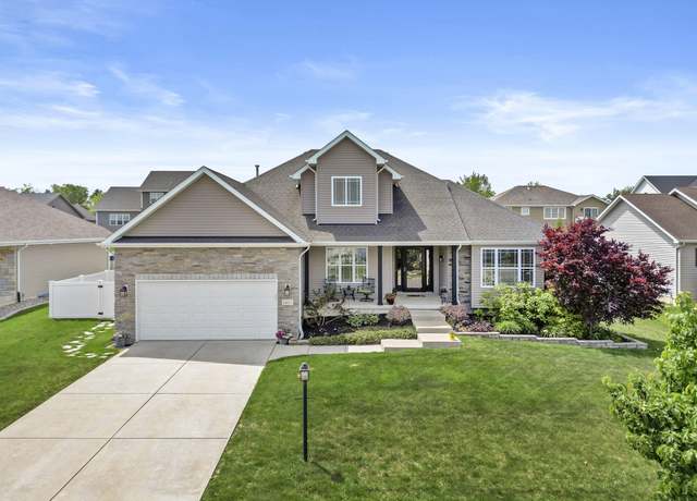 Property at 1443 Gates Dr, Schererville, IN 46375, 3 beds, 3 baths