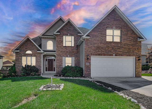 Property at 2453 Honelee Ct, Valparaiso, IN 46385, 4 beds, 3.5 baths