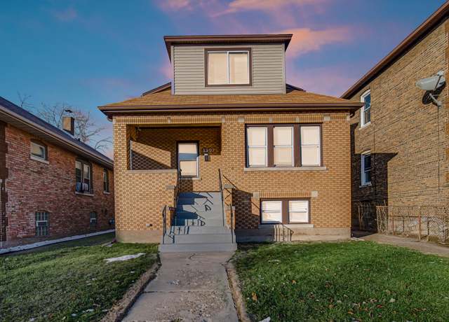 Property at 1307 Lakeview Ave, Whiting, IN 46394, 7 beds, 3 baths