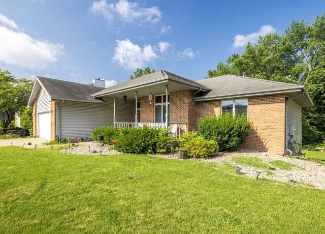 Property at 7114 Starling Dr, Schererville, IN 46375, 4 beds, 3 baths