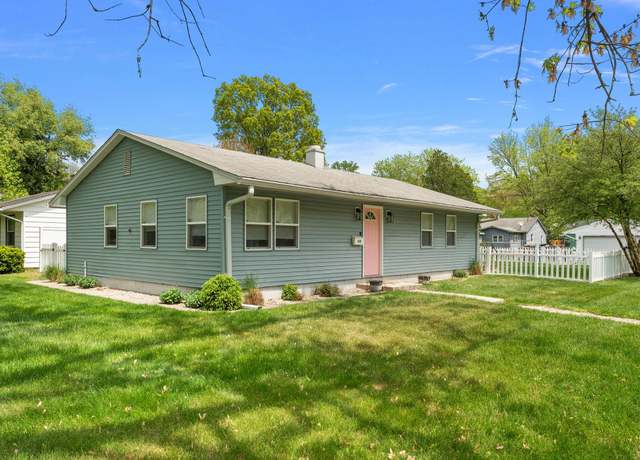 Property at 1120 W Lincoln Ave, Chesterton, IN 46304, 4 beds, 1 bath