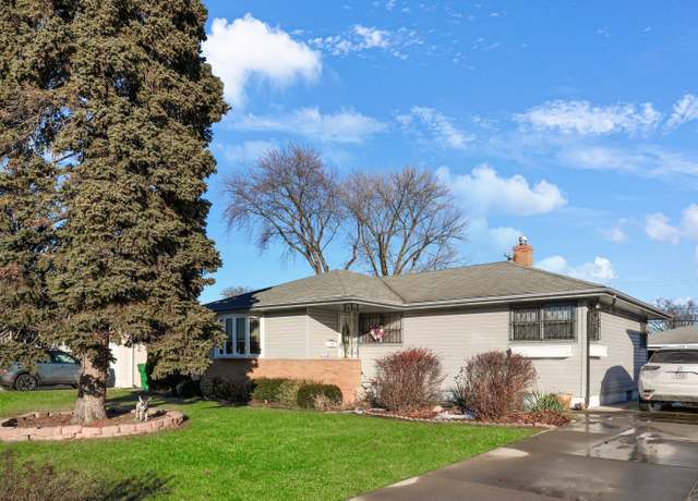 Property at 7843 Jackson Ave, Munster, IN 46321, 4 beds, 2.5 baths