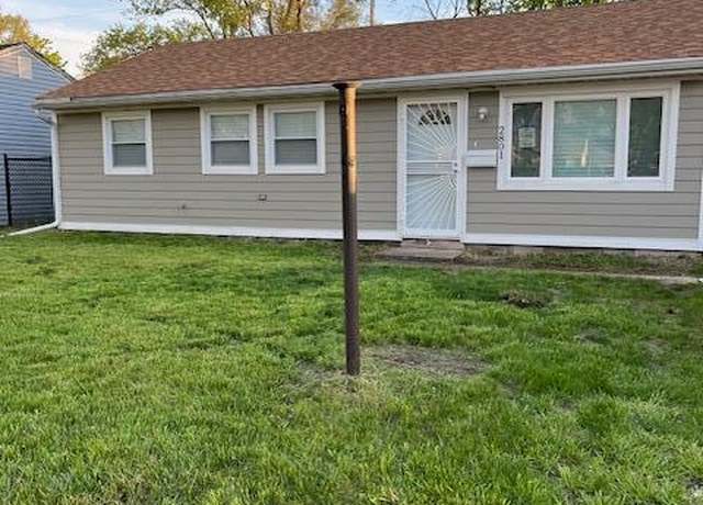Property at 2801 Central Dr, Gary, IN 46407, 3 beds, 1 bath