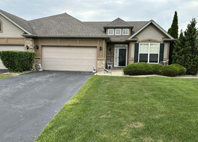Property at 1030 Rockwell Ln, Dyer, IN 46311, 2 beds, 2 baths