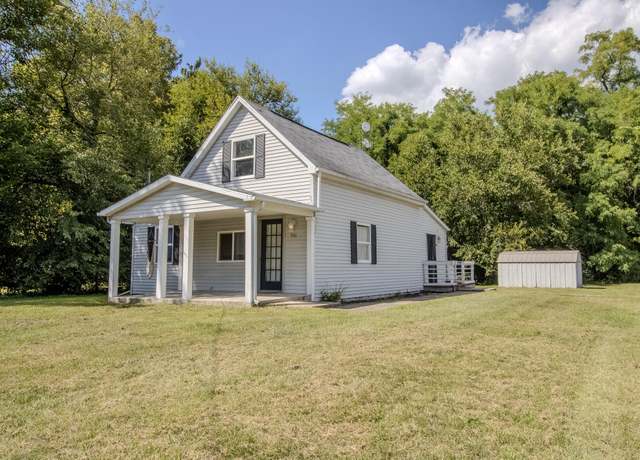 Property at 501 W John St, Knox, IN 46534, 3 beds, 2 baths