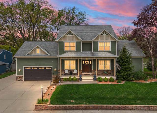 Property at 1807 Washington St, Valparaiso, IN 46383, 5 beds, 5 baths