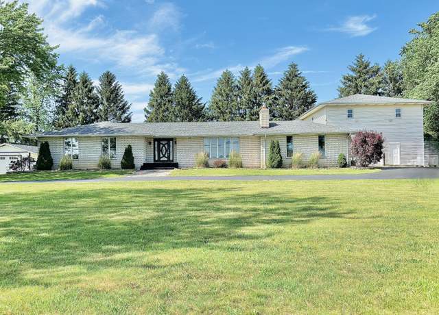 Property at 633 W 600 N, Hobart, IN 46342, 3 beds, 1.5 baths