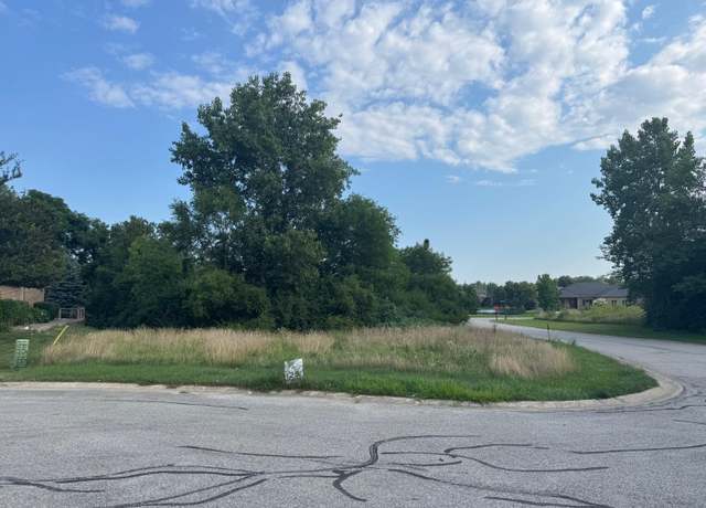 Property at 60 Bergamo Ln, Crown Point, IN 46307