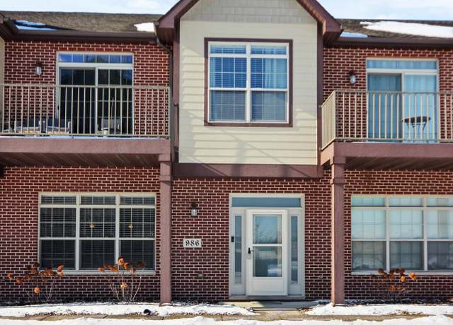 Property at 986 Fountain Pl, Schererville, IN 46375, 2 beds, 2.5 baths