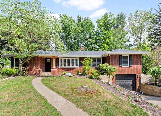 Property at 216 Friendship Trl, Pottawattamie Park, IN 46360, 3 beds, 2.5 baths