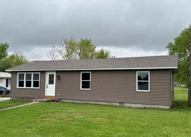 Property at 210 N 8th St, Rensselaer, IN 47978, 3 beds, 2 baths