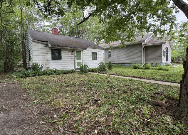 Property at 4034 Fillmore St, Gary, IN 46408, 2 beds, 1 bath