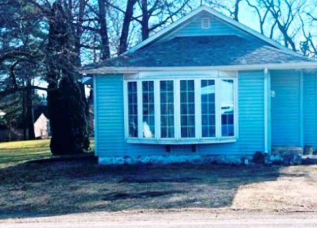 Property at 26288 W Edison Rd, South Bend, IN 46628, 3 beds, 1 bath