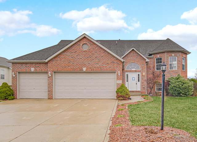 Property at 10475 Price St, Crown Point, IN 46307, 3 beds, 3 baths