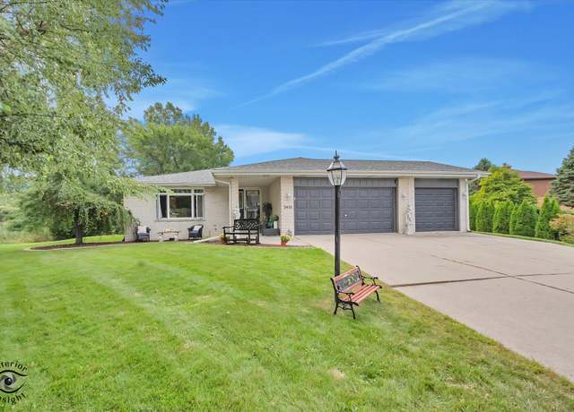 Property at 2433 Kings Ct, Dyer, IN 46311, 4 beds, 3.5 baths