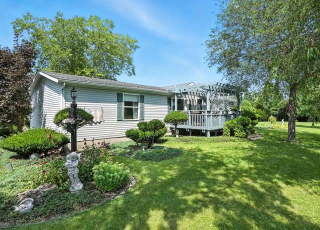 Property at 15338 Harrison St, Crown Point, IN 46307, 3 beds, 2 baths