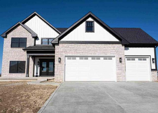Property at 1662 Forest Ridge Dr, Valparaiso, IN 46385, 3 beds, 2 baths