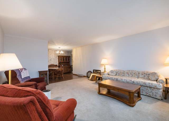 Property at 319 E Maple St, Kentland, IN 47951, 4 beds, 2 baths