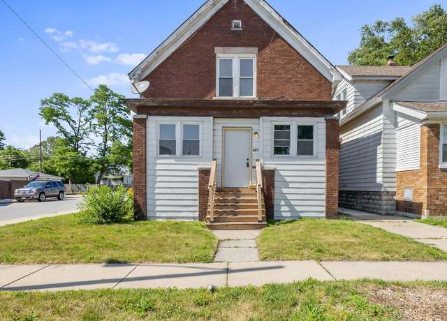 Property at 903 Bauer St, Hammond, IN 46320, 3 beds, 1.5 baths
