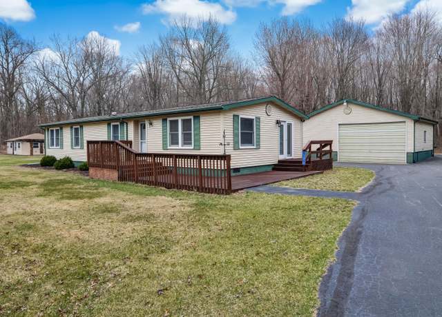 Property at 1583 N Derby Ave, Chesterton, IN 46304, 3 beds, 2 baths