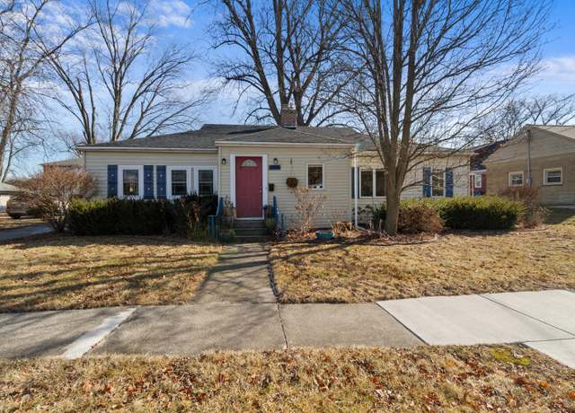 Property at 266 Maxwell St, Crown Point, IN 46307, 3 beds, 2 baths