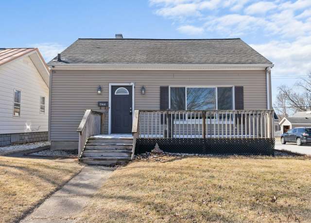 Property at 635 N Wenger Ave, Mishawaka, IN 46544, 2 beds, 2 baths