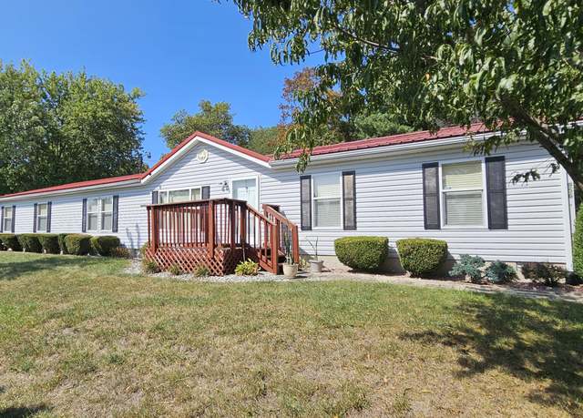 Property at 9564 W 100 S, Francesville, IN 47946, 4 beds, 2 baths