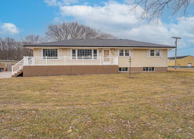 Property at 430 E Avenue H Ave, Griffith, IN 46319, 3 beds, 2 baths