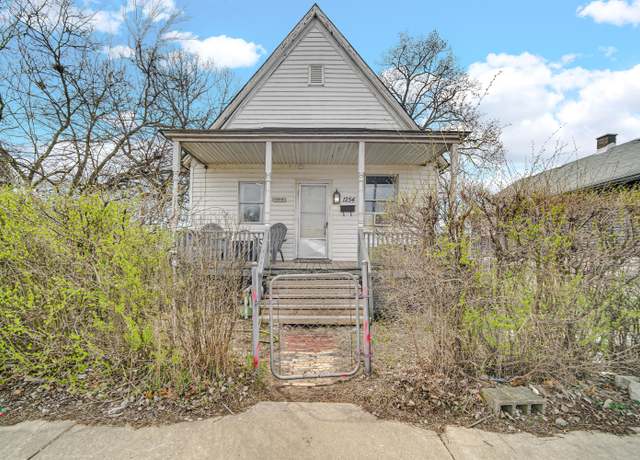 Property at 1254 150th St, Hammond, IN 46327, 3 beds, 1 bath