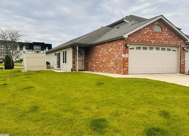 Property at 315 Deertrail Ln, Schererville, IN 46375, 2 beds, 2 baths