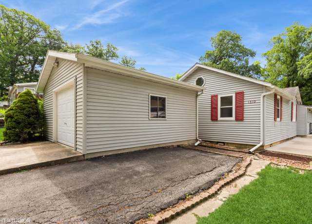 Property at 1310 Redwing Rd, Valparaiso, IN 46383, 2 beds, 1 bath