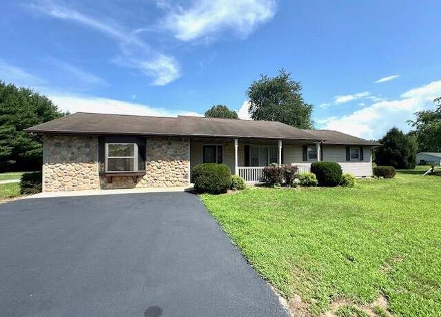 Property at 2760 S Lovelia Dr, Knox, IN 46534, 3 beds, 1.5 baths