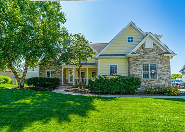 Property at 2255 Naples Dr, Valparaiso, IN 46385, 4 beds, 3.5 baths