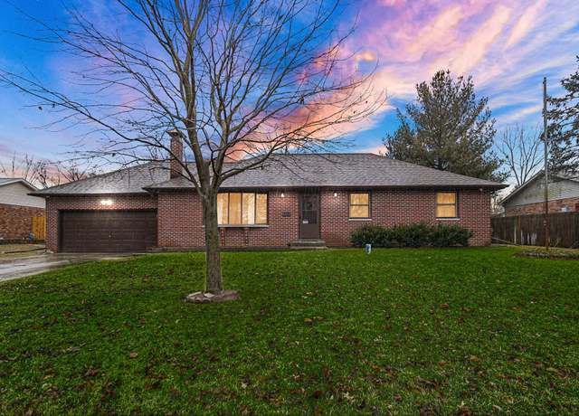 Property at 319 Dogwood St NW, Demotte, IN 46310, 3 beds, 2 baths
