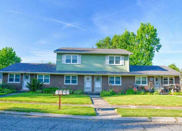 Property at 367 Commanche Dr, Lowell, IN 46356, 8 beds, 4 baths
