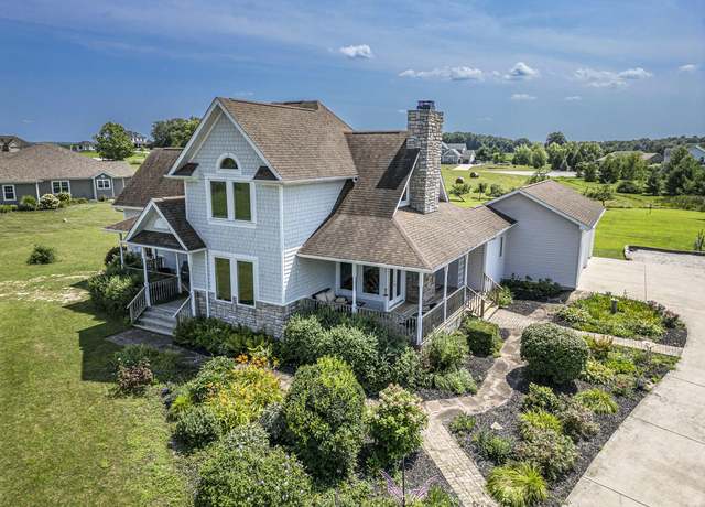 Property at 10078 N Halstead Dr, La Porte, IN 46350, 3 beds, 2.5 baths