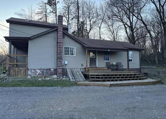 Property at 11 E Snyder Rd, Westville, IN 46391, 3 beds, 2 baths
