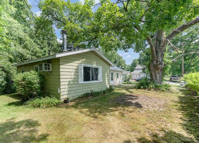 Photo of 3803 E State Road 2, Rolling Prairie, IN 46371