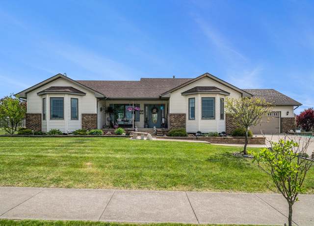 Property at 17305 Marion Dr, Lowell, IN 46356, 3 beds, 2 baths