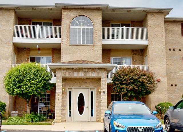 Property at 2001 W 75th Pl #18, Merrillville, IN 46410, 2 beds, 1.5 baths