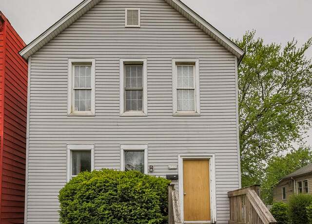 Property at 4726 Cameron Ave, Hammond, IN 46327, 4 beds, 2 baths