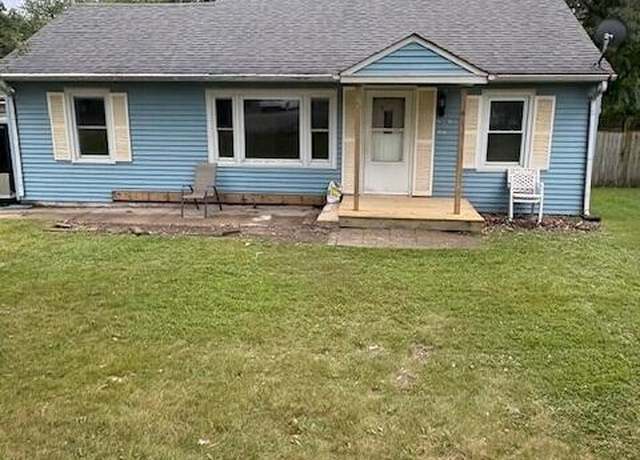 Property at 2907 W 40th Pl, Gary, IN 46408, 2 beds, 1 bath