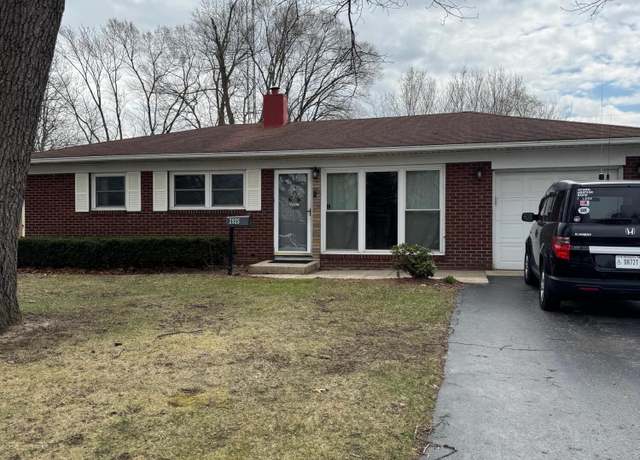Property at 2925 W 38th Ave, Hobart, IN 46342, 3 beds, 2 baths
